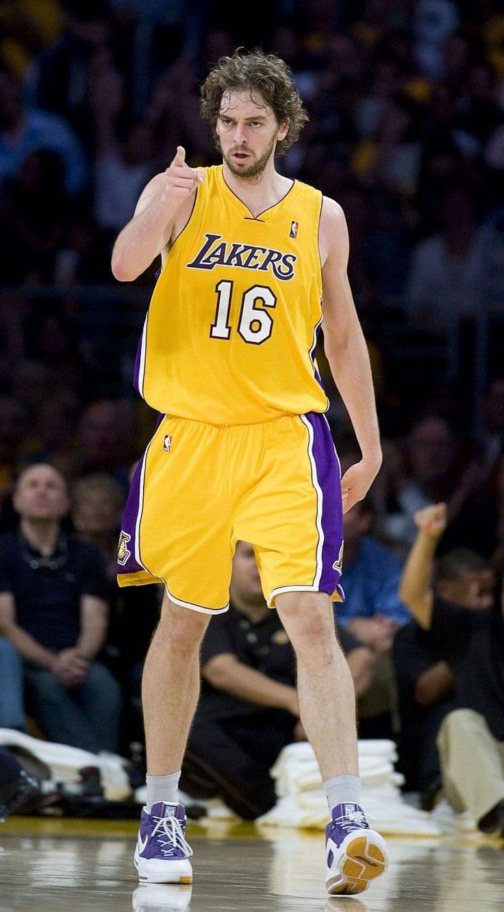 Pau Gasol reference photo