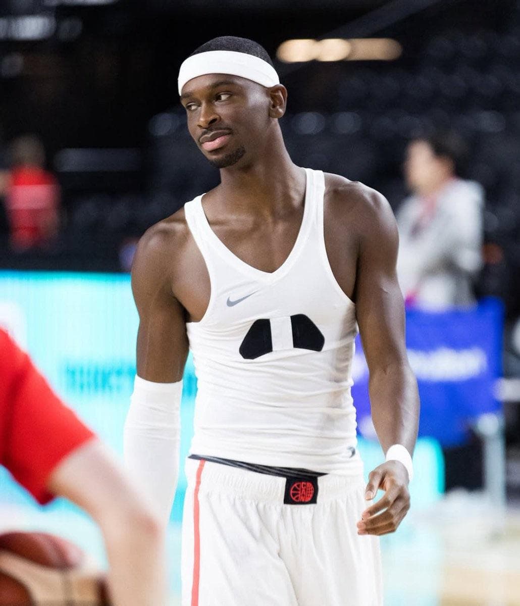 Shai Gilgeous-Alexander reference photo