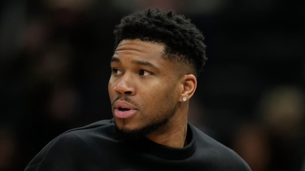 Giannis Antetokounmpo reference photo